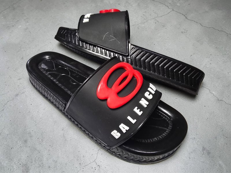 3001 شبشب ربر رجالي مشرح - بلنسيجا - احمر