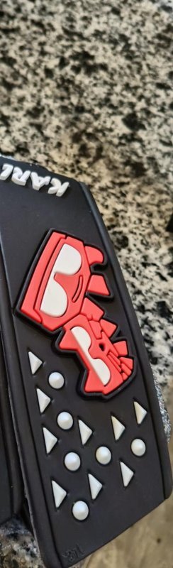 ربر اولادي - احمر*ابيض - كار