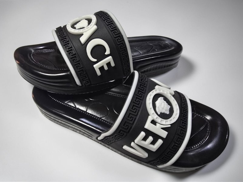 شبشب ربر بروتان شبابي خريطة - فرزاتشي - اسود*ابيض