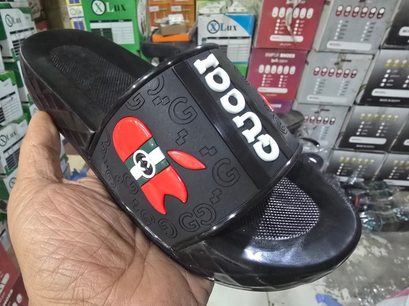 3009 شبشب ربر بروتان شبابي - gucci - احمر*اخضر