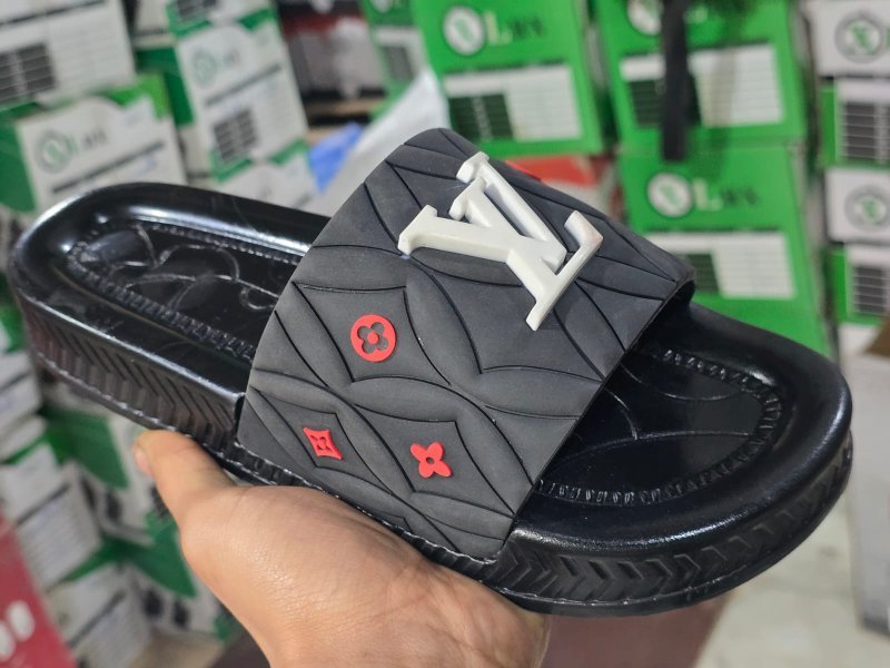 3007 شبشب ربر بروتان رجالي خريطة مشرح - LV2 - ابيض*احمر