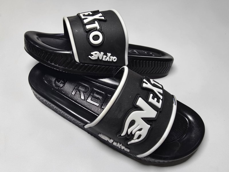 شبشب ربر بروتان شبابي relx - نكست- اسود*ابيض