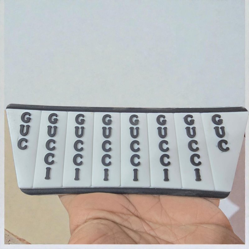 ربر شبابي - ابيض*اسود - جوتشي 2