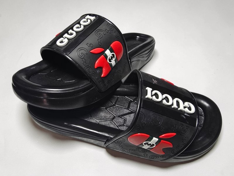 3007 شبشب ربر بروتان رجالي خريطة - جوتشي - احمر*اخضر