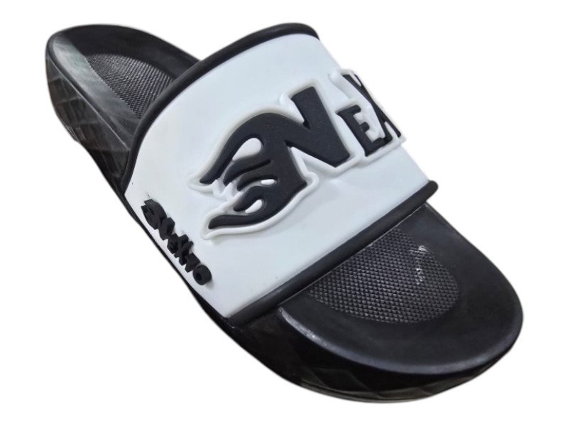 3007 شبشب ربر بروتان شبابي -نكست- ابيض*اسود