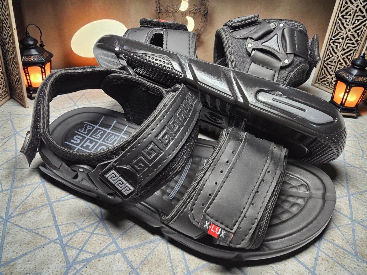 101 -صندل حقن رجالي xlux- اسود