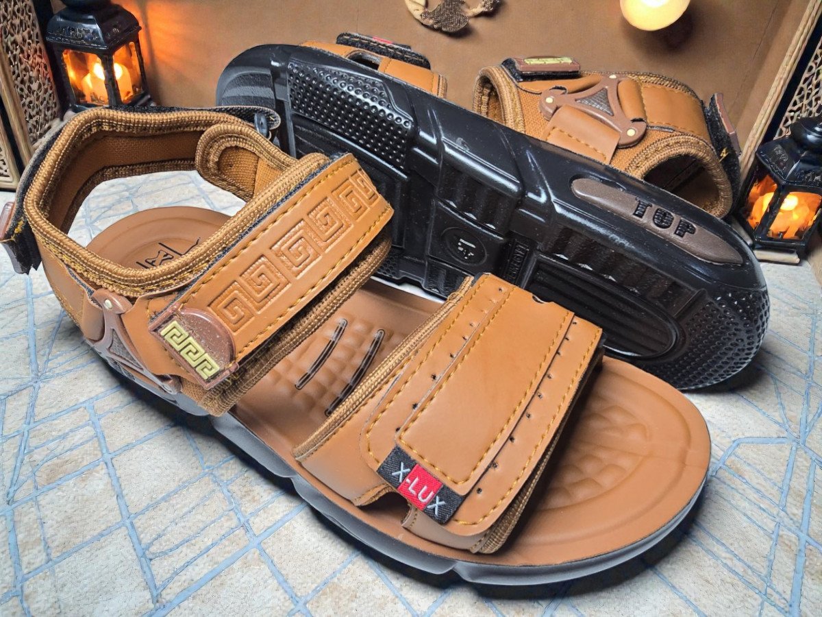 101 -صندل حقن رجالي xlux- عسلي