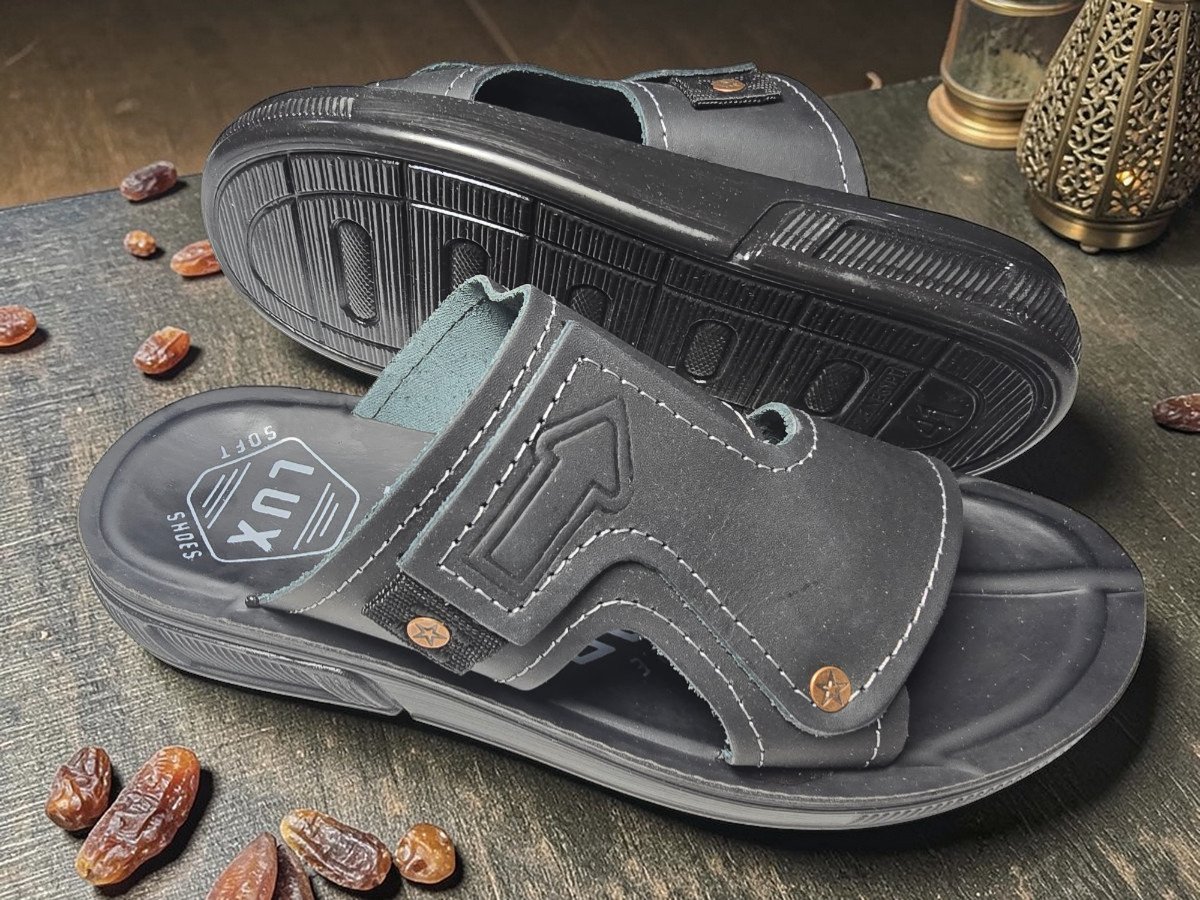 شبشب حقن رجالي xlux - 243- اسود