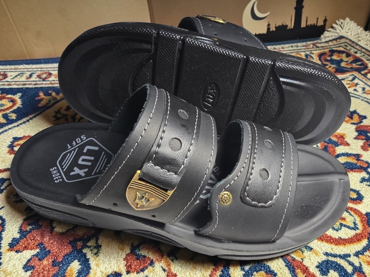 شبشب حقن رجالي xlux - 254- اسود