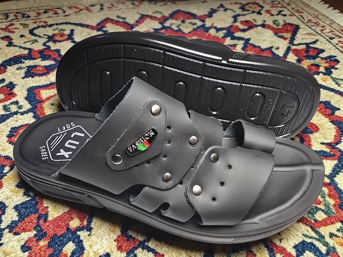 شبشب حقن رجالي xlux - 256- اسود