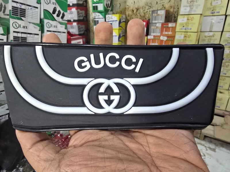 ربر sbort - اسود*ابيض - gucci